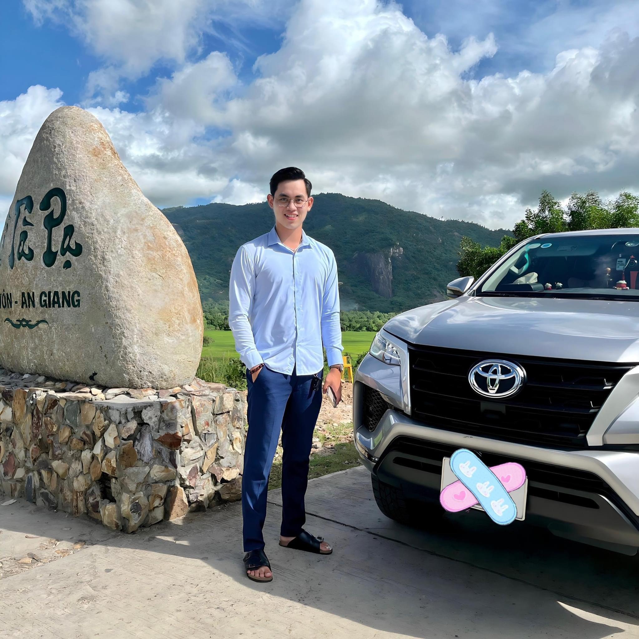 dịch vụ cho thuê xe oto 4-7-16 chỗ giá rẻ